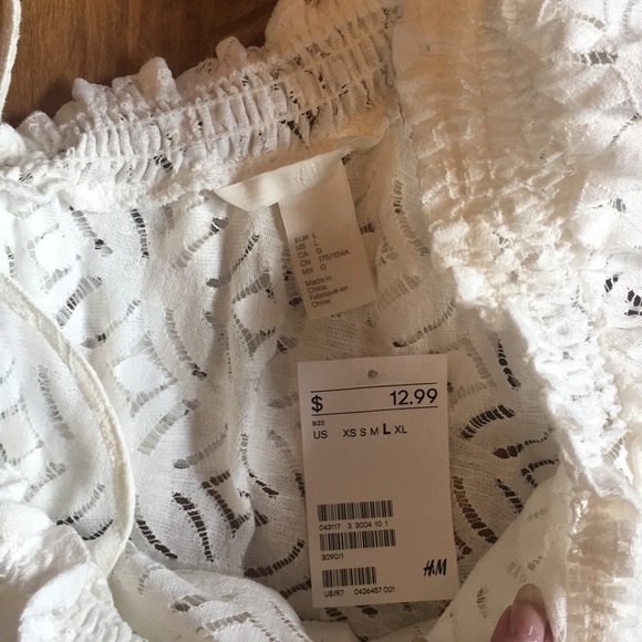 Lace tank top - Picture 3 of 3